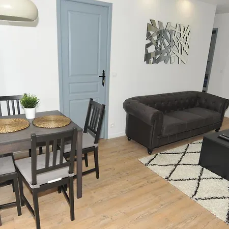 Unique Sur Apartment